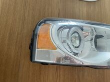 Parem esituli Volvo XC90 Bi-Xenon 31290893, 899046