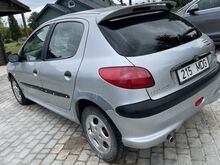 Peugeot 206 1.4i
