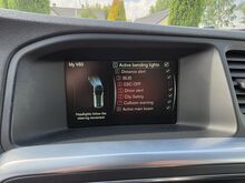 Volvo V60 2.4 162kW Twin Engine R-Design Facelift