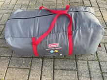 Coleman Coastline 4 Deluxe telk 4-le inimesele.