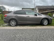 HONDA CIVIC 4D