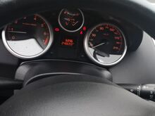 Peugeot 207 2012 1,4 бензин