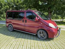 Opel Vivaro Tour