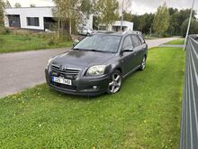 Toyota Avensis 2.2 130kw