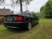 BMW 330D 135 kW -02