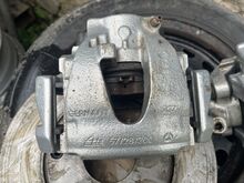 W210 esipidurikomplekt