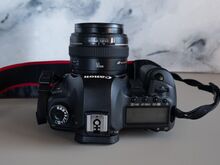 Canon EOS 5D Mark II + Canon EF 50mm f/1.4 USM