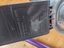 Пылесос Dyson V8 с аккумулятором + насадки