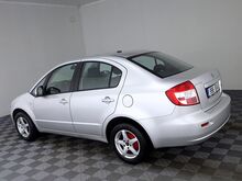 Сузуки SX4