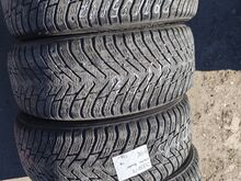 225/55R17 шипованные шины 4 шт.
