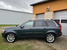 TOODUD HOLLANDIST Volvo XC90 2,4 D5 136kw, 7 KOHTA