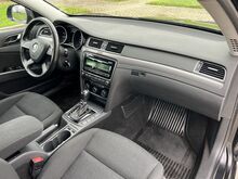 Skoda Superb рестайлинг 1.8 турбо 118кВт, АВТОМАТ