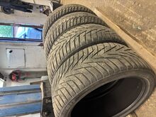 225/45R18