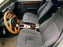 W124 E230 reg hinnas