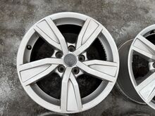 Оригинальные литые диски Audi 16 дюймов