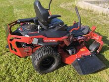 TORO TITAN