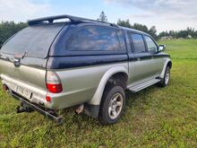 Mitsubishi l200