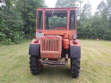 Traktor t-16MG