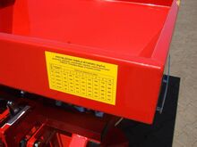 Разбрасыватель удобрений Jar-Met 2-дисковый 600-1000 л 10-21 м