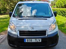 Peugeot Expert L2H1 Camper 2.0 R4 HDI 94кВт 2013 г.