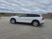 Volvo V60 Cross Country D4 Business Plus AWD
