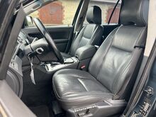 TOODUD HOLLANDIST Volvo XC90 2,4 D5 136kw, 7 KOHTA