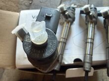 VAG форсунки 2.0tdi 04L130277AE