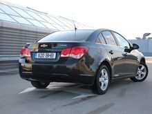 Chevrolet Cruze 1.8 automaat, 123 000 km, ÜV 05.27