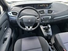 Renault Grand Scenic 7-kohta 2015a.JÄRELMAKS