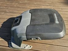 Husqvarna Automower robotniiduki garaaž