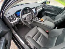 Volvo V60, 2.0, 257kW, AWD, aut.2023a MUDEL