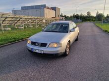 Audi A6 quattro