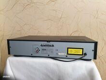 TEAC CD-P1100 Stereo Compact Disc Player