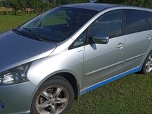Mitsubishi Grandis 2,0