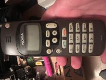 Nokia 1610 с оригинальным чехлом, 1996