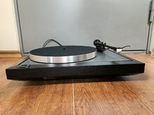 Linn Axis Belt-Drive Turntable