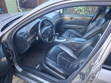 Mercedes-Bens E-klass e270cdi automaat.
