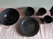 Ikea toidunõud tumehallid