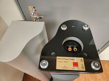 DALI PIANO NOBLE floor standing tower speakers