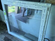 Müüa:PVC aken 1017x947mm