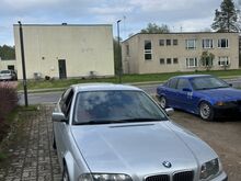 BMW E46 325i