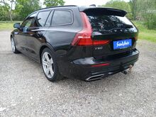 Volvo V60 T6 AWD R-DESIGN RECHARGE 2.0 257кВт