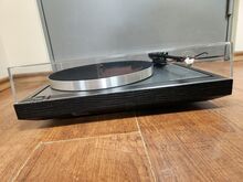 Linn Axis Belt-Drive Turntable