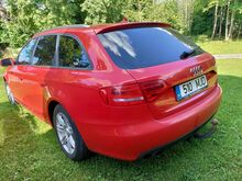 AUDI A4 125kW S-line B8 tulipunane pilgupüüdja