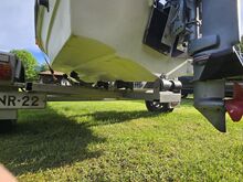 Soome mootorpaat 3.85m + Evinrude 20/25hp + haagis