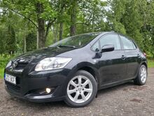 Toyota Auris 1.4VVT-i 71кВт, ручная, 2008, техосмотр до 07/2027