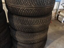235/55R19 Michelin Alpin Suv