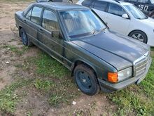 Mercedes-Benz w201 190 2.0
