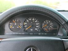 Mercedes-benz 300TD (w124)