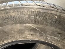 Suverehvid 215/70/15